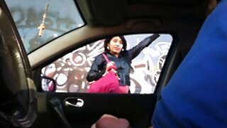 Prelijepa plavokosa beba zabija dildo u svoj šupak