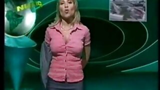 Zrnasta kurva s ogromnim sisama popuši kurac u POV-u i pojede joj macu na suho