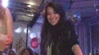 Kinky bračni par zavodi tinejdžerku